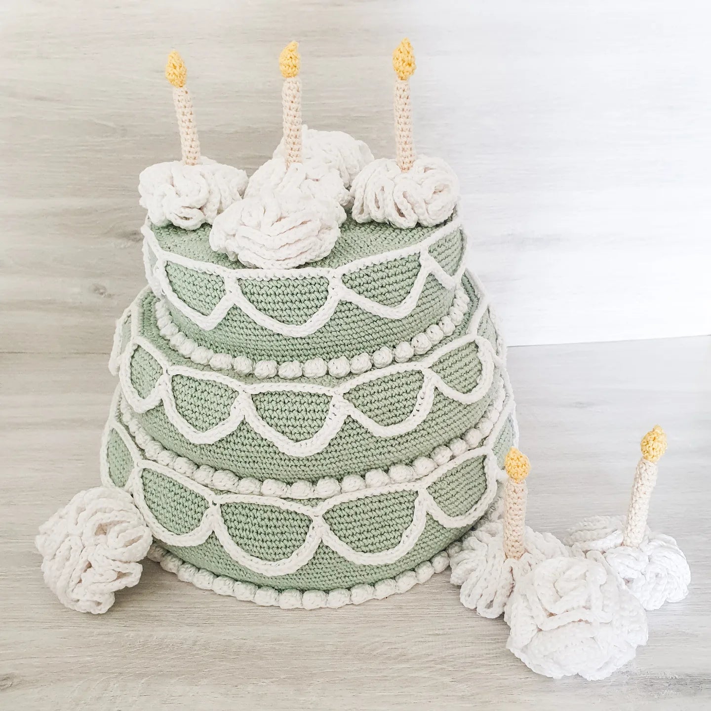 3 tier birthday cake